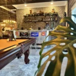 bar